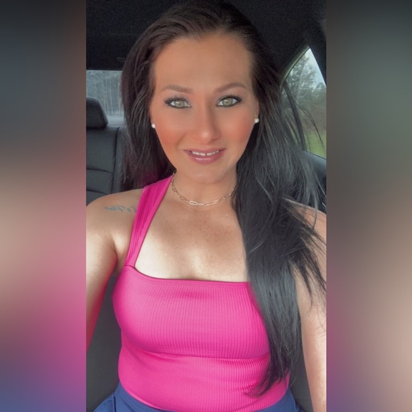 Hello, My name is Taylor.. can’t wait to meet all of you!!! - Picture 3 of 4